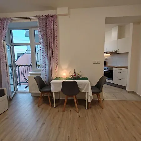 Star Brno #2c215 By Starbnb Eu Apartment Golcuv Jenikov
