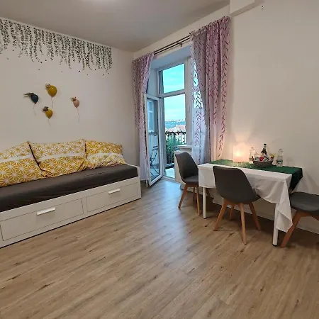 Apartment Star Brno #2c215 By Starbnb Eu Golcuv Jenikov